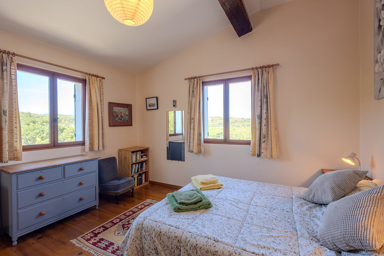 Bedroom | Holiday villa in the South of France