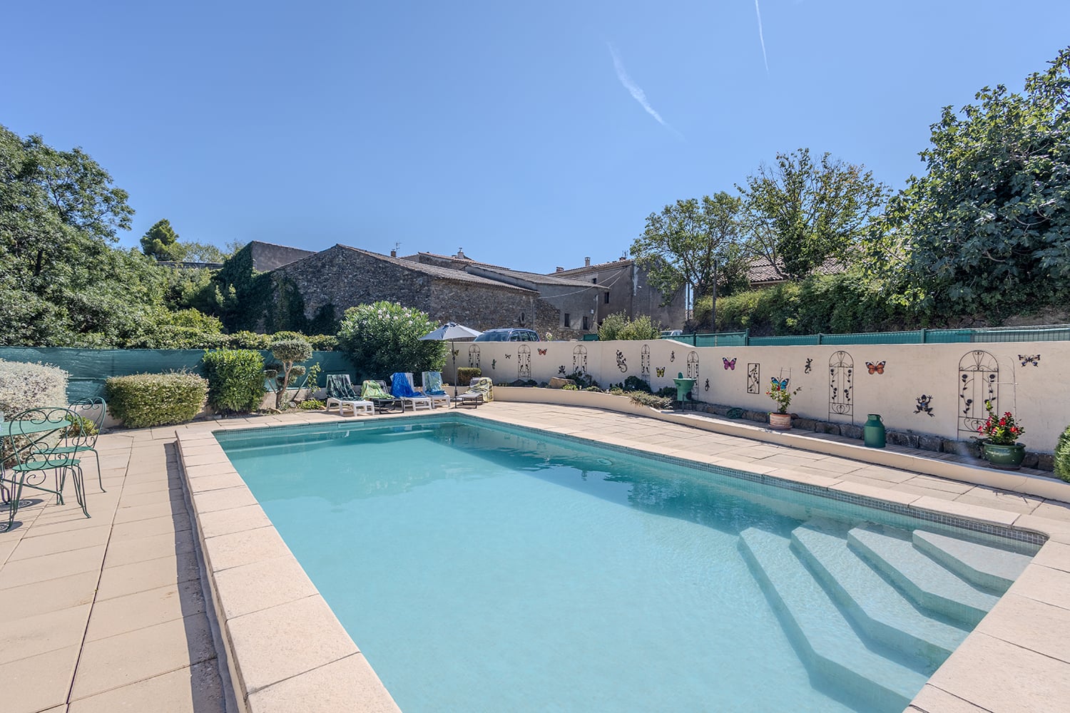 Private pool