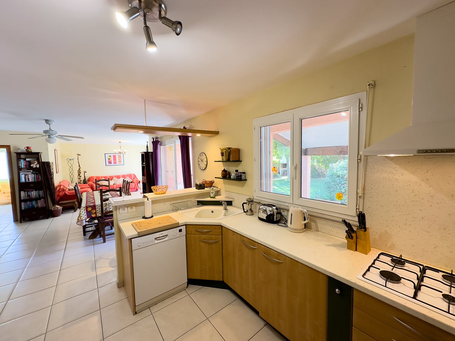 Kitchen | Vacation villa in Pézenas