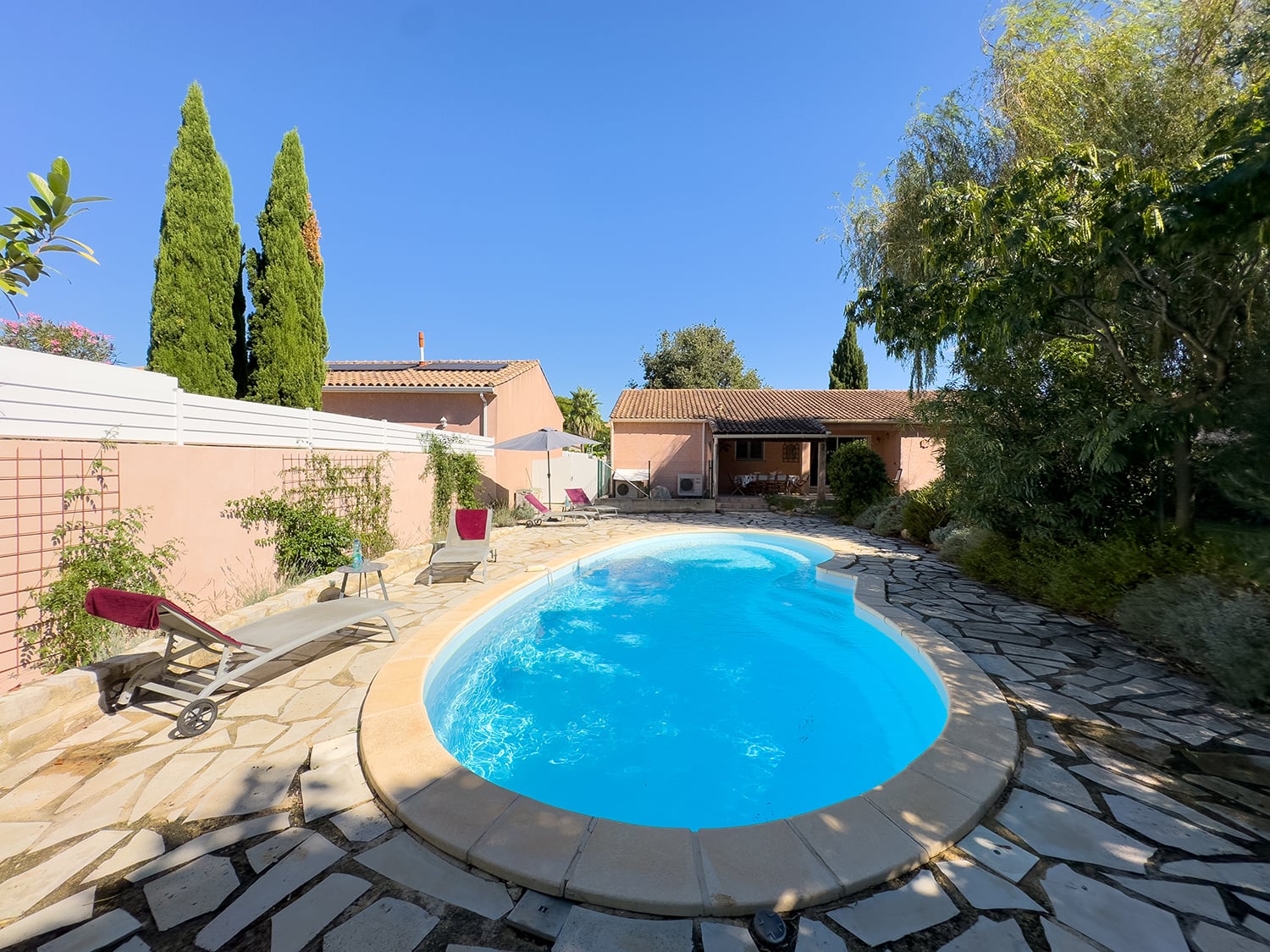 Private pool