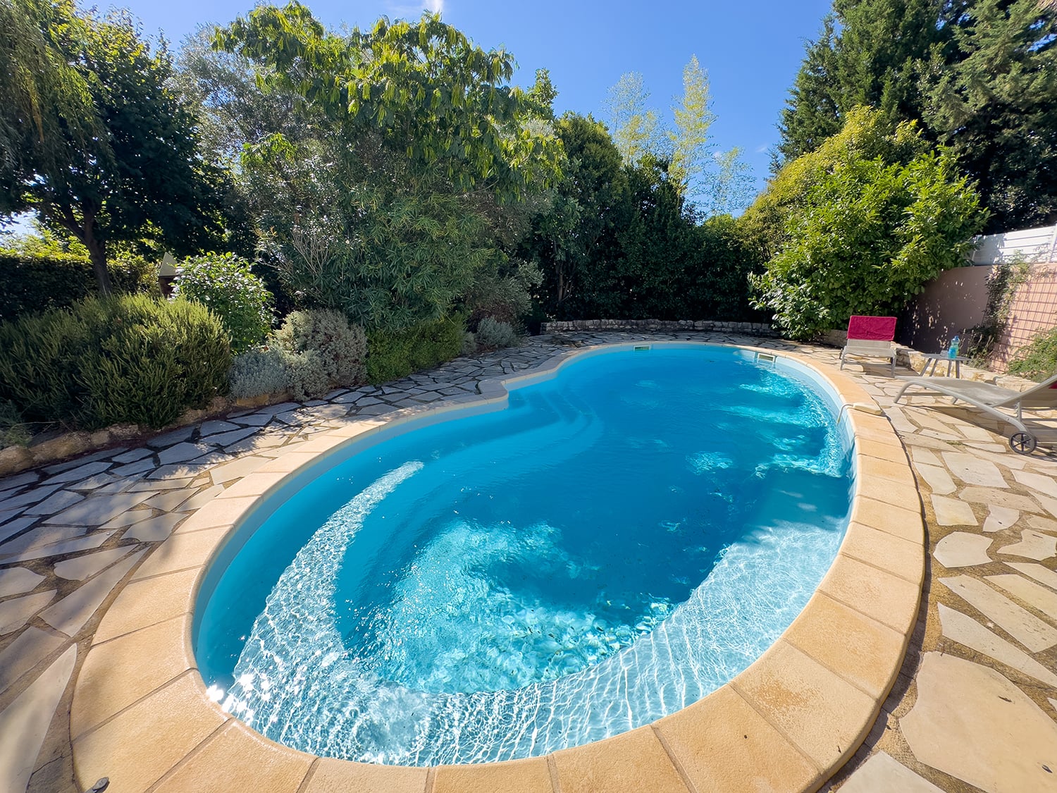 Private pool