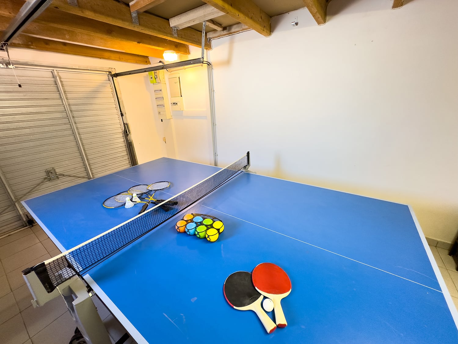 Table tennis