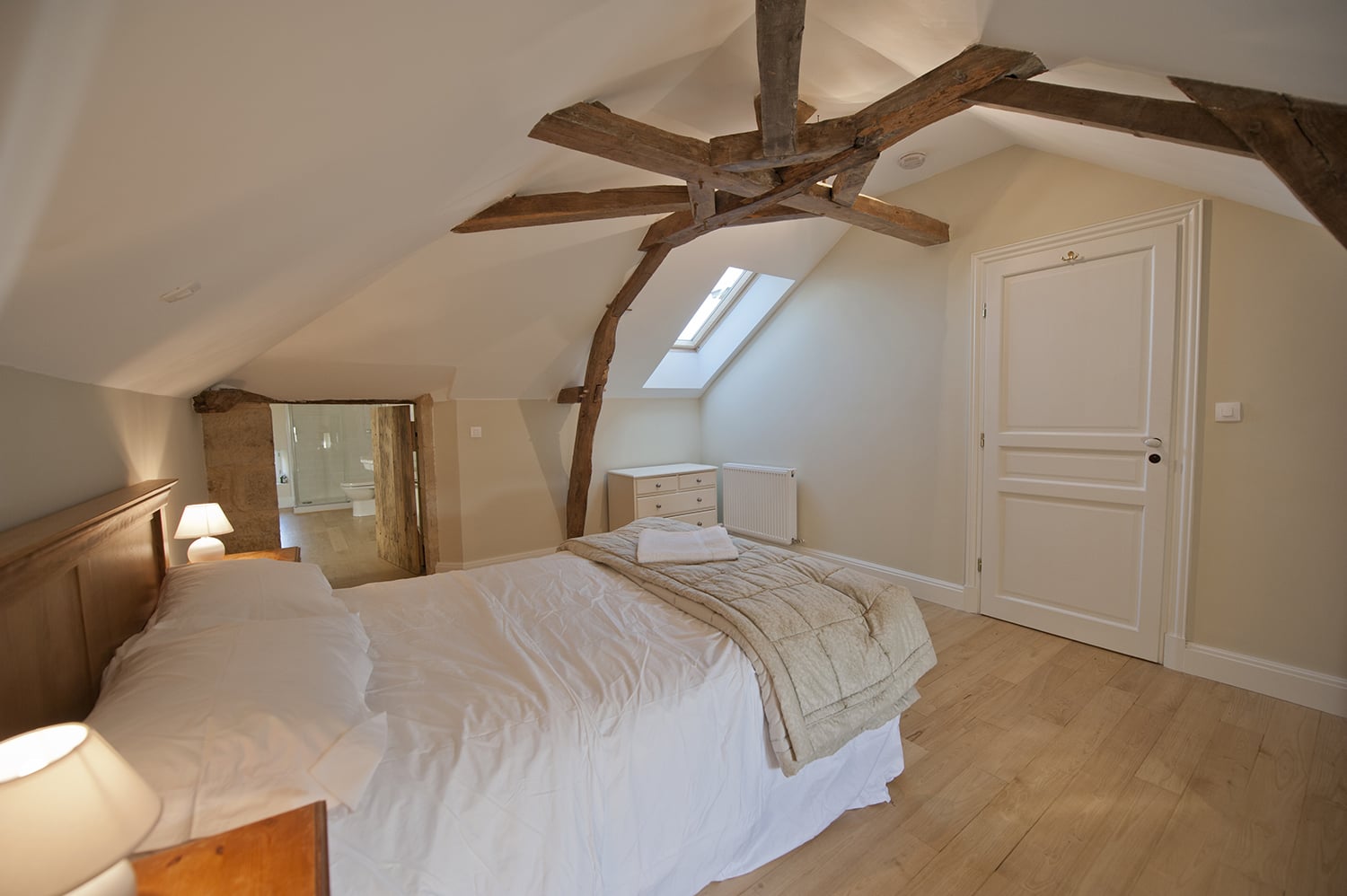 Bedroom | Holiday château in Nouvelle-Aquitaine