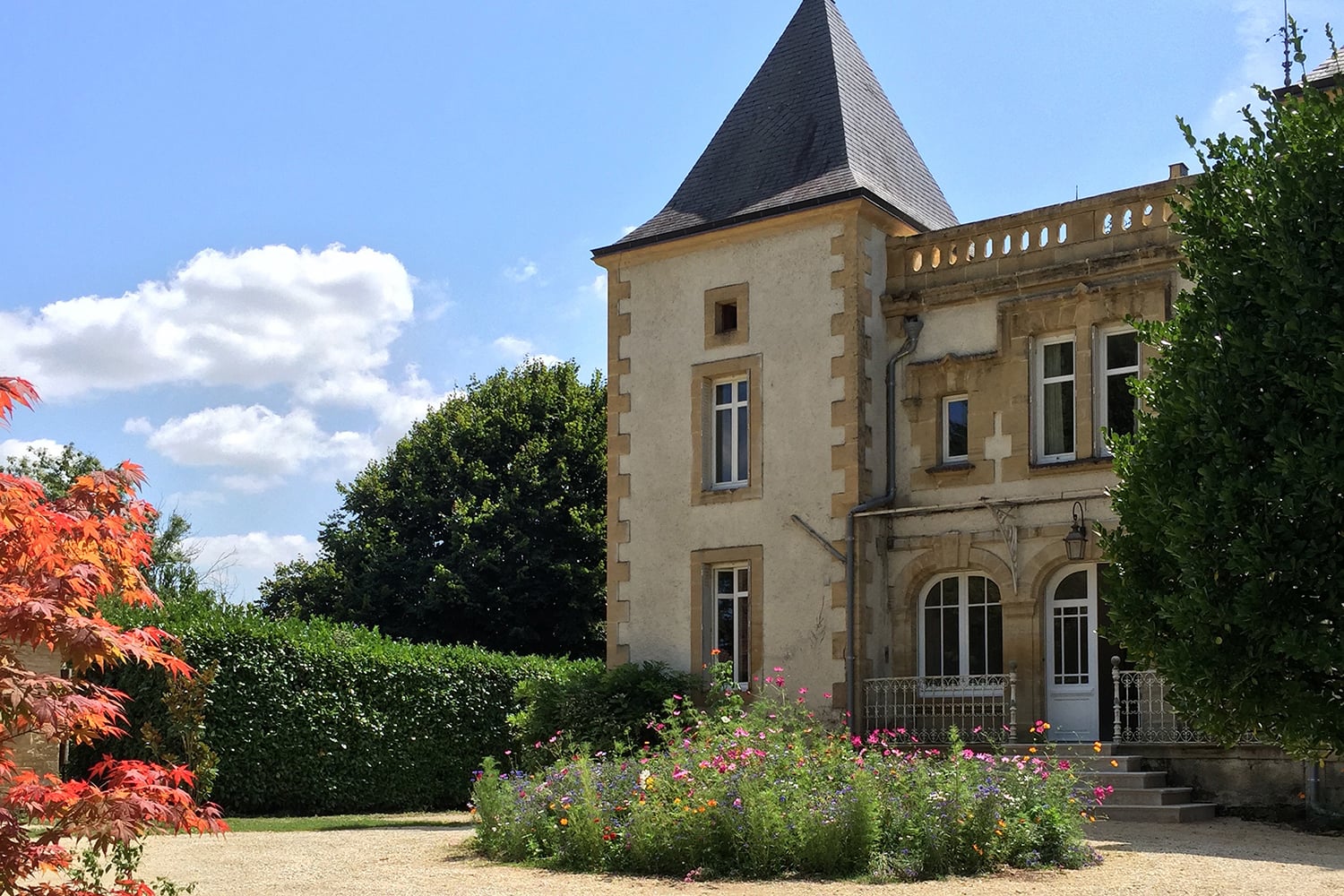 Holiday château in Nouvelle-Aquitaine