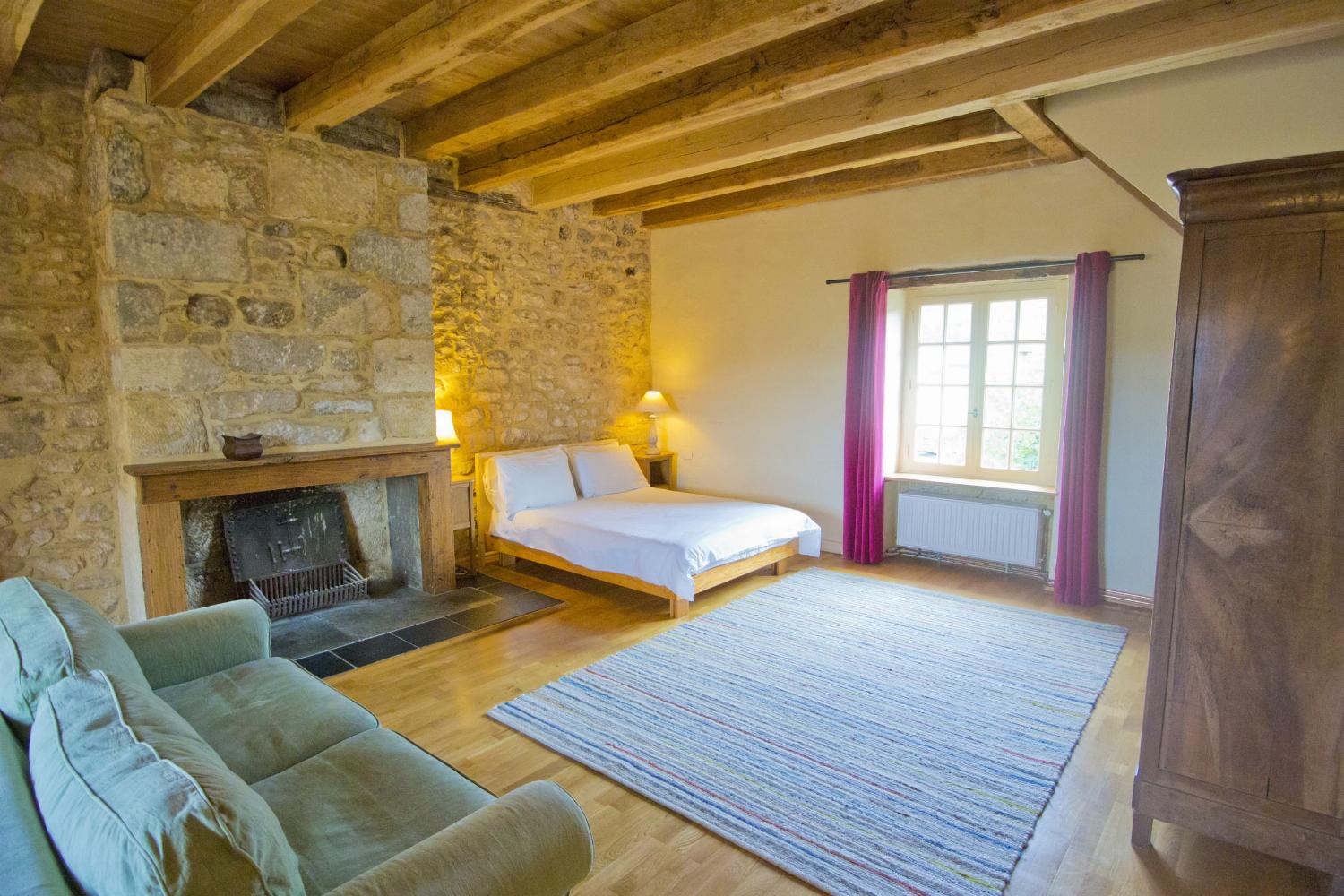 Bedroom | Holiday accommodation in Dordogne