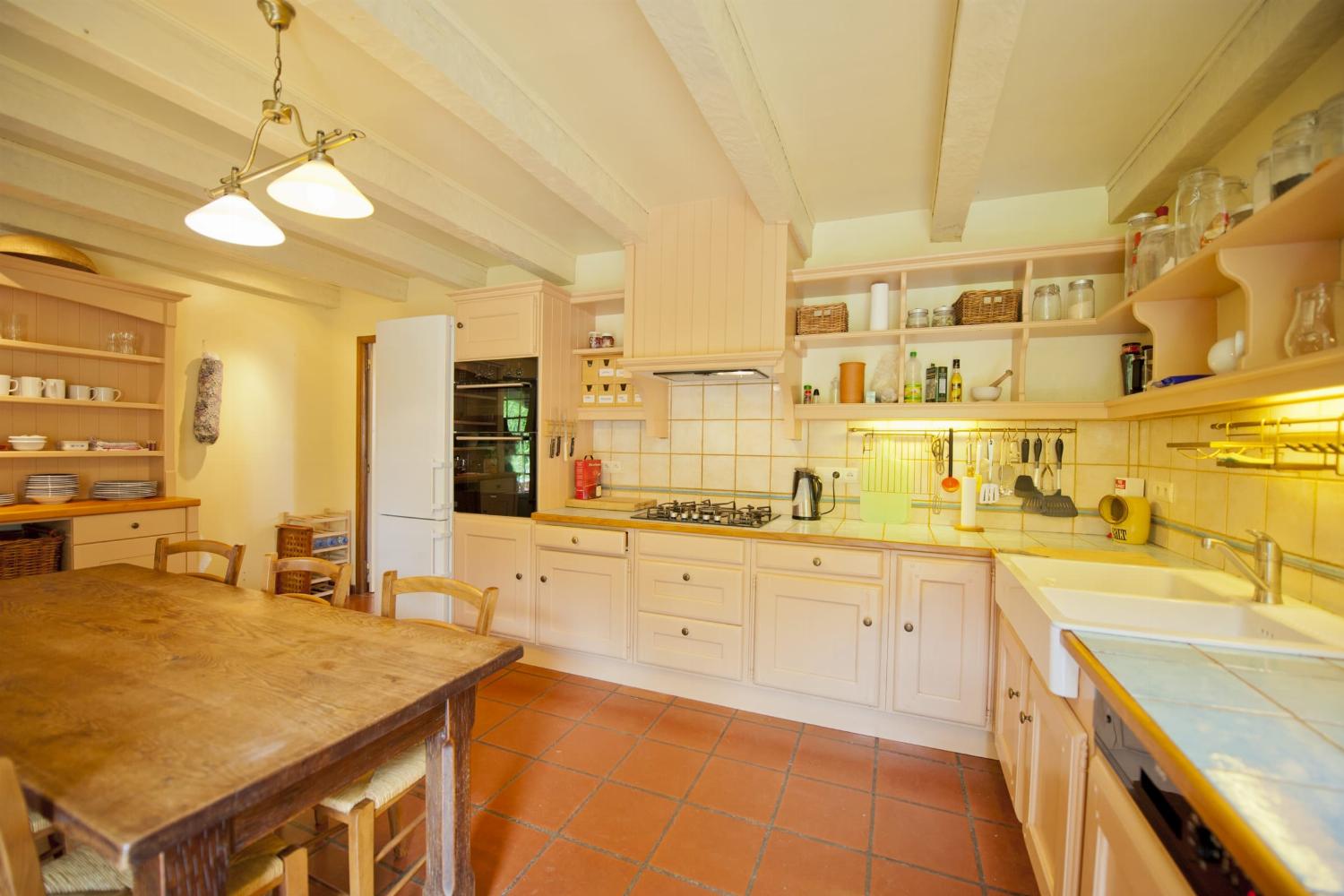 Kitchen | Holiday accommodation in Dordogne