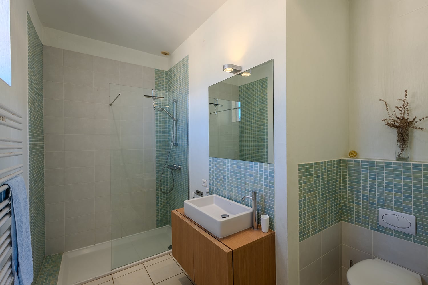 Bathroom | Rental home in Dordogne