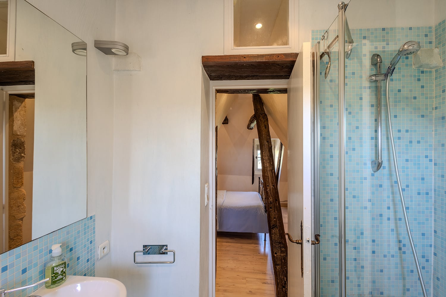 Bathroom | Rental home in Dordogne