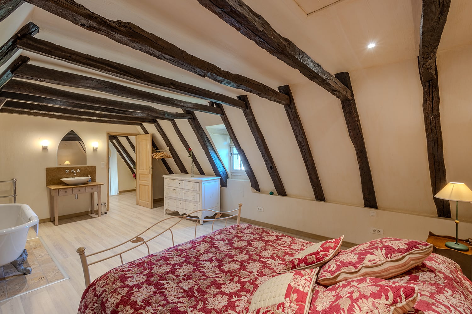 Bedroom | Rental home in Dordogne