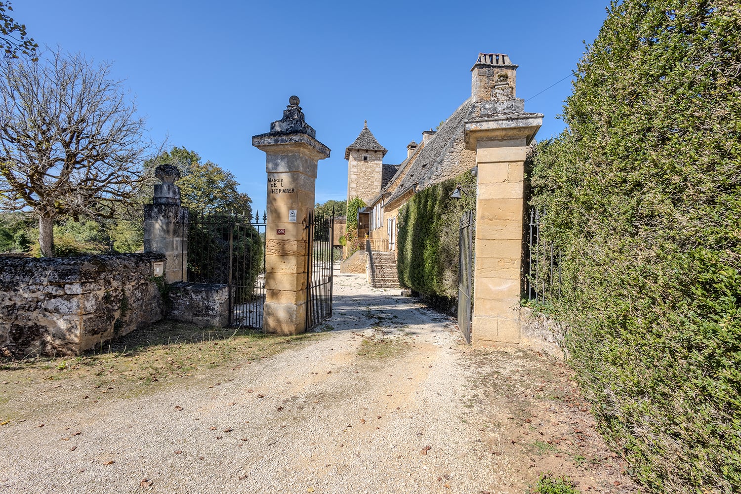 Entrance gates
