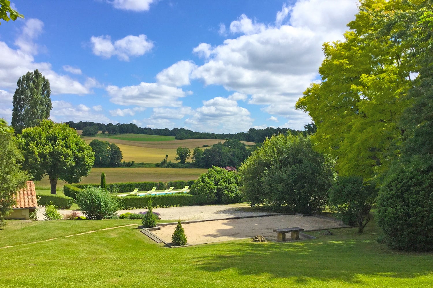 Garden | Holiday home in Nouvelle-Aquitaine