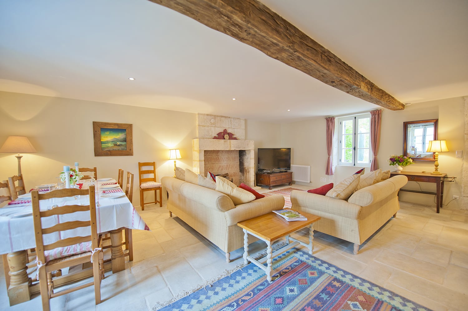 Living room | Holiday home in Nouvelle-Aquitaine