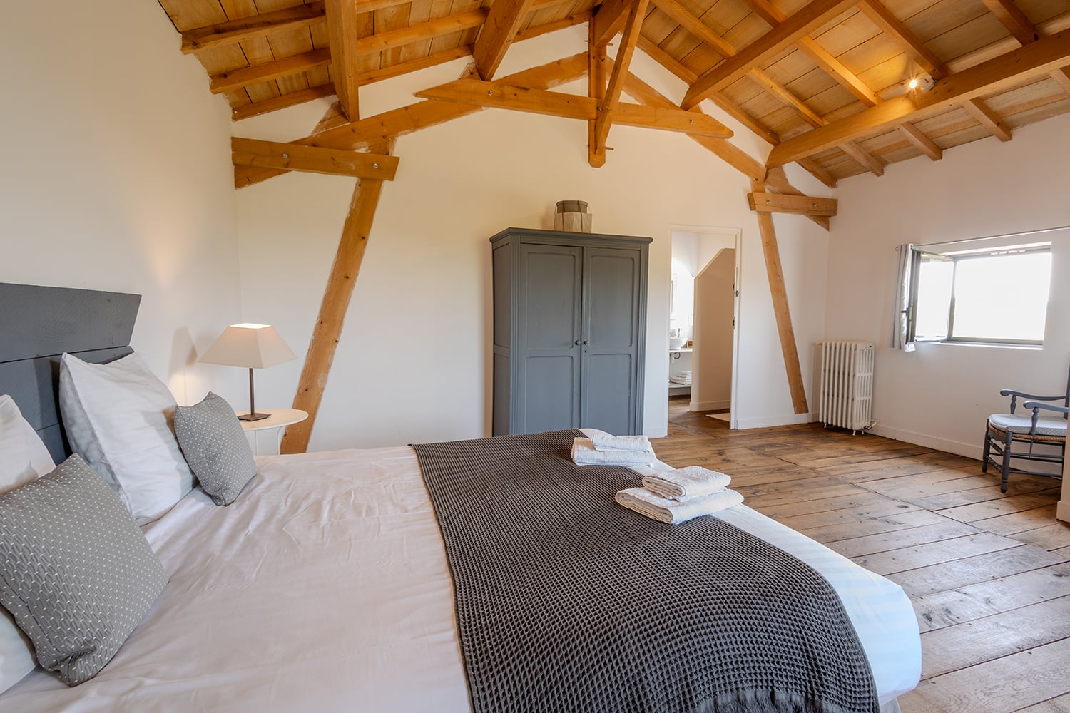 Bedroom | Holiday home in Nouvelle-Aquitaine