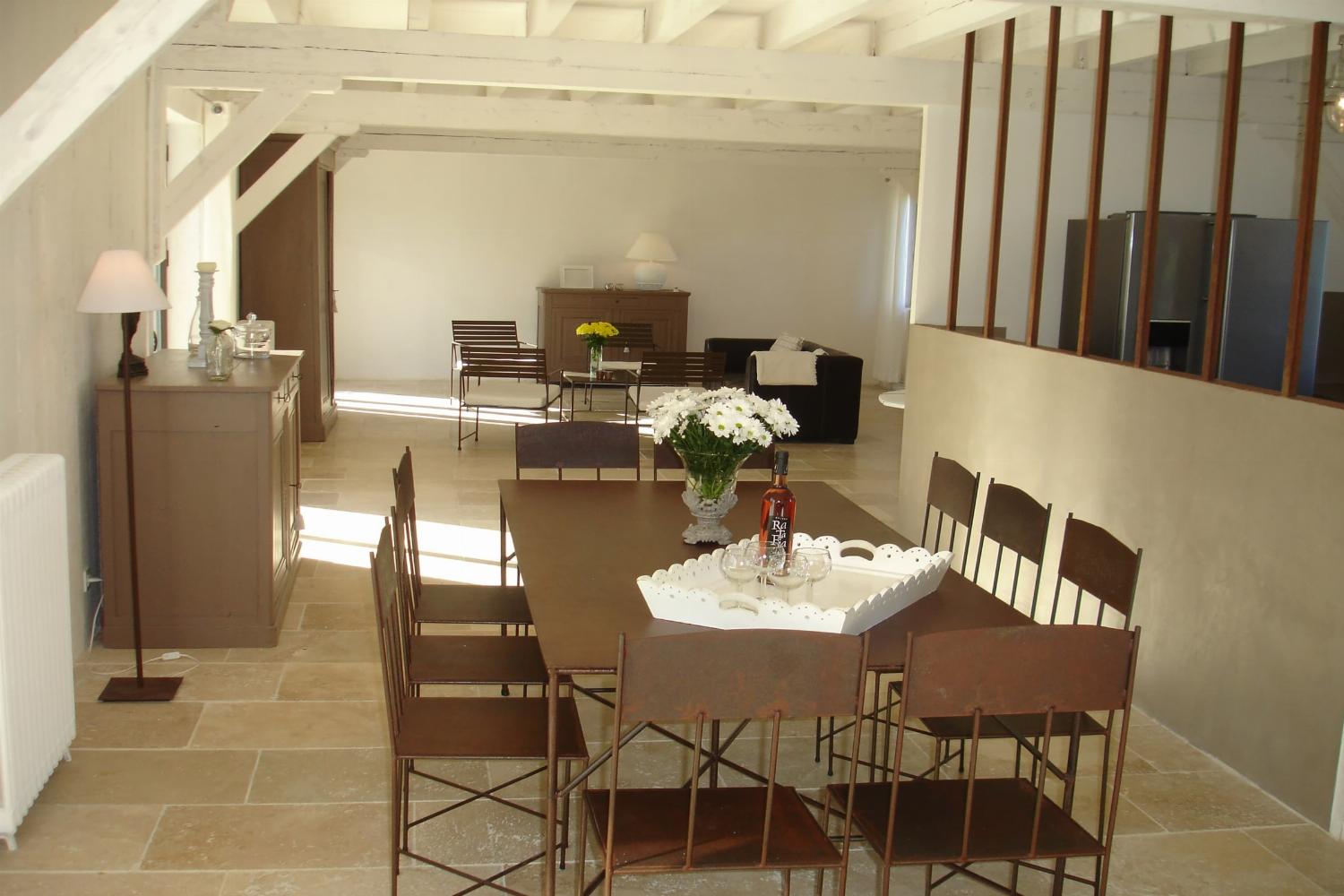 Dining room | Holiday home in Dordogne