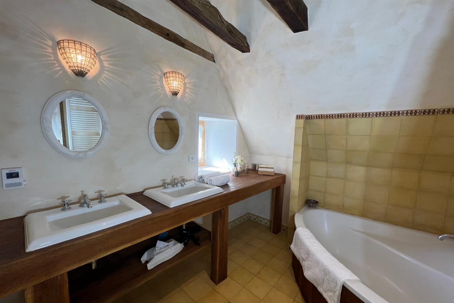 Bathroom | Holiday home in Dordogne