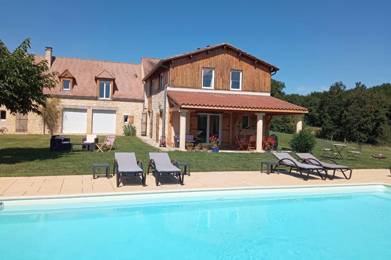 Villa de vacances en Dordogne avec piscine privée