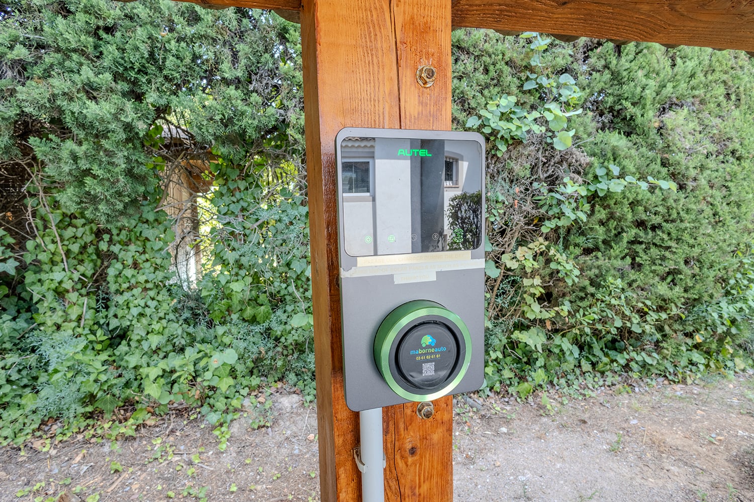 Electric car charger