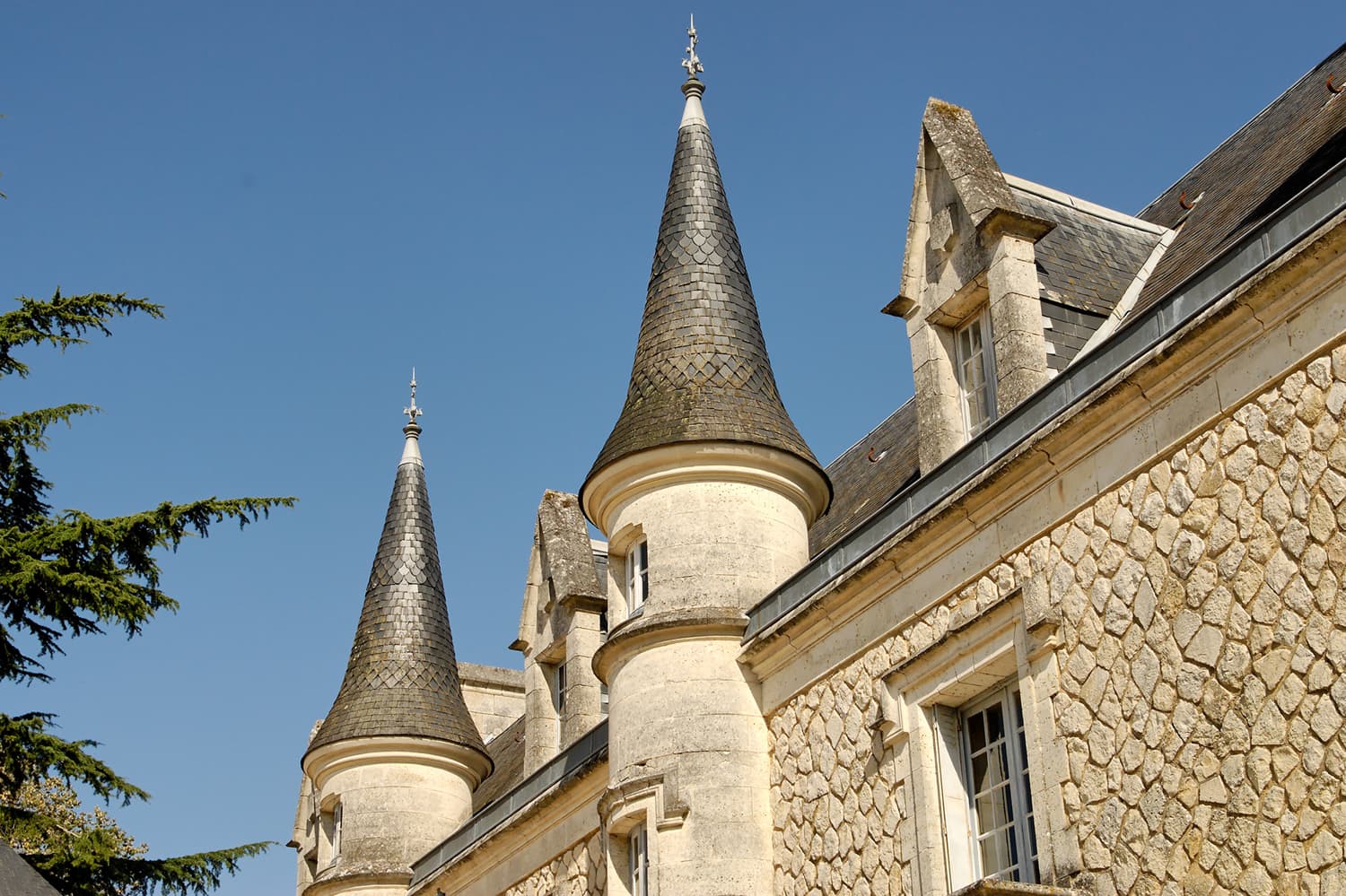 Vacation château in West France