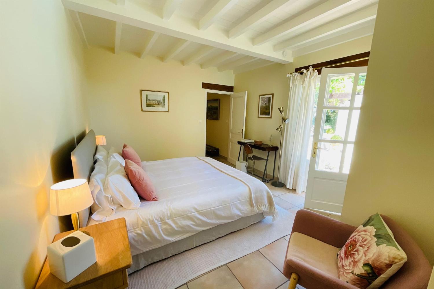 Bedroom | Holiday home in Nouvelle-Aquitaine