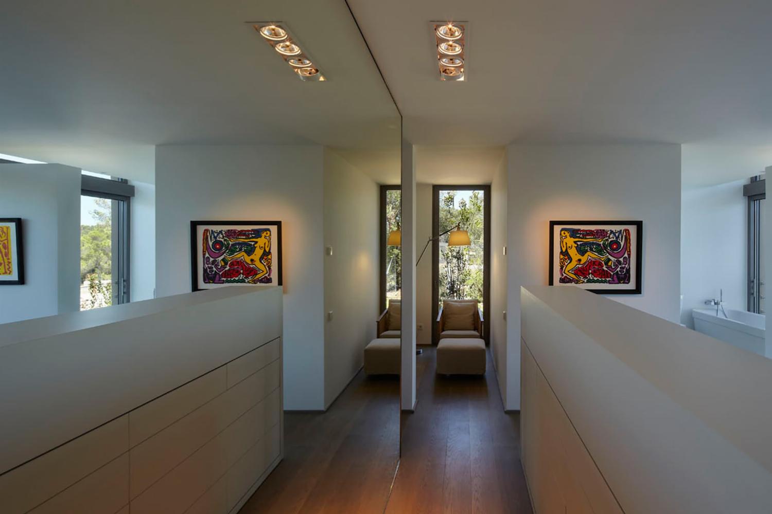 Hallway | Holiday villa in the South of France