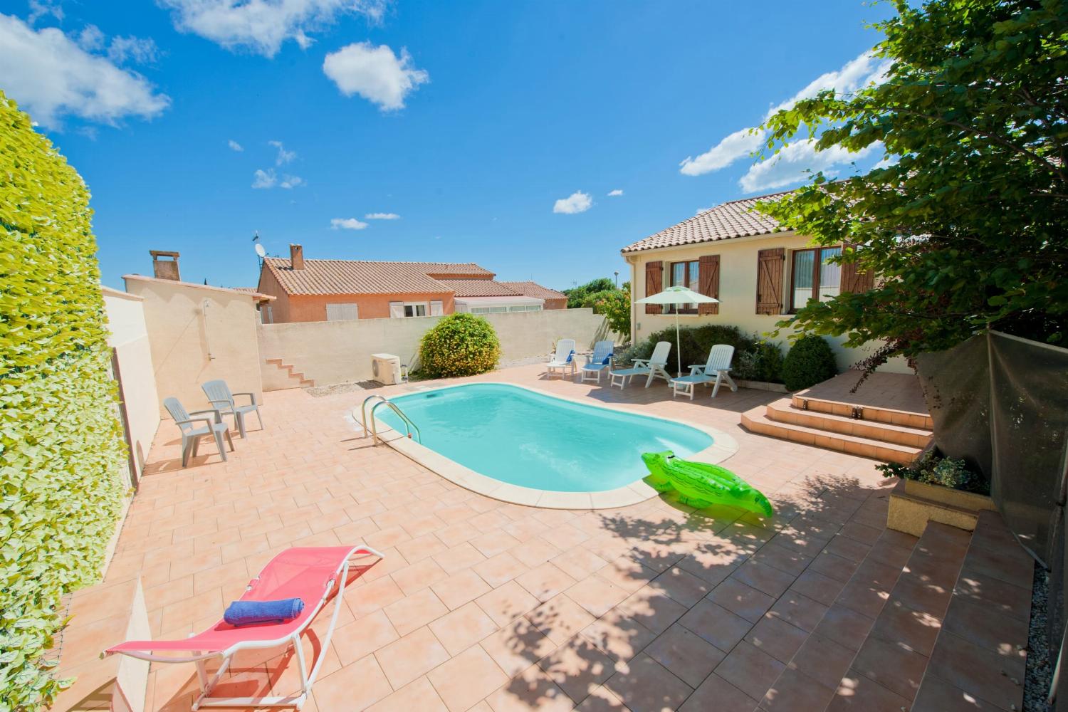 Holiday villa in South of France with private heated pool