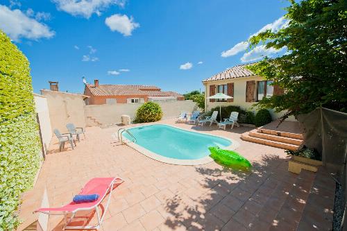 Holiday villa in South of France with private heated pool