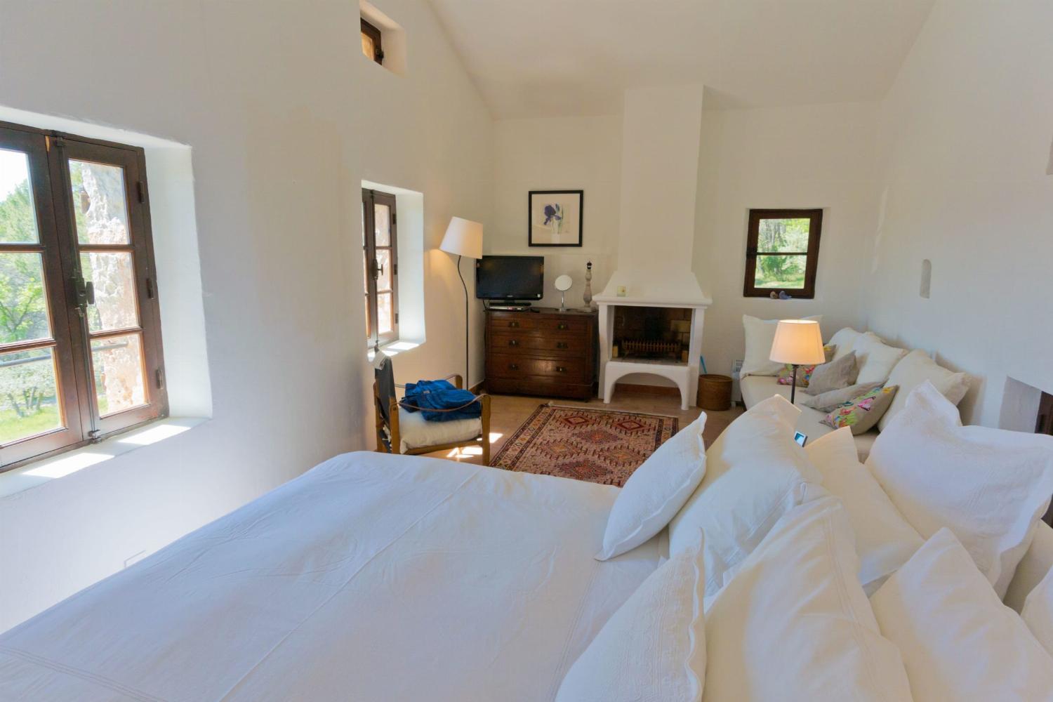 Bedroom | Vacation home in Provence