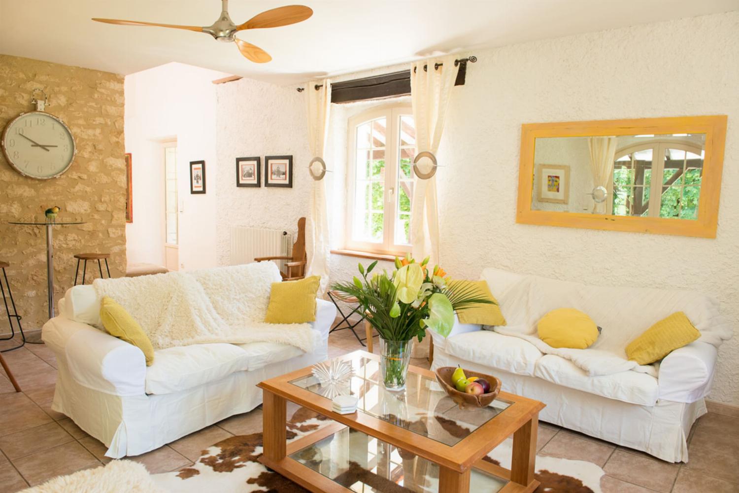 Living room | Holiday home in Lot-et-Garonne