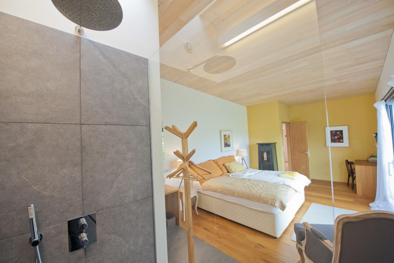 Bedroom | Rental home in Dordogne