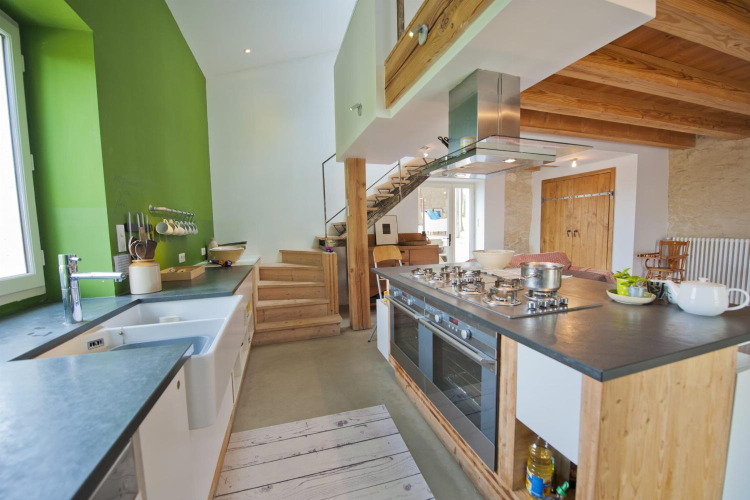 Kitchen | Rental home in Dordogne