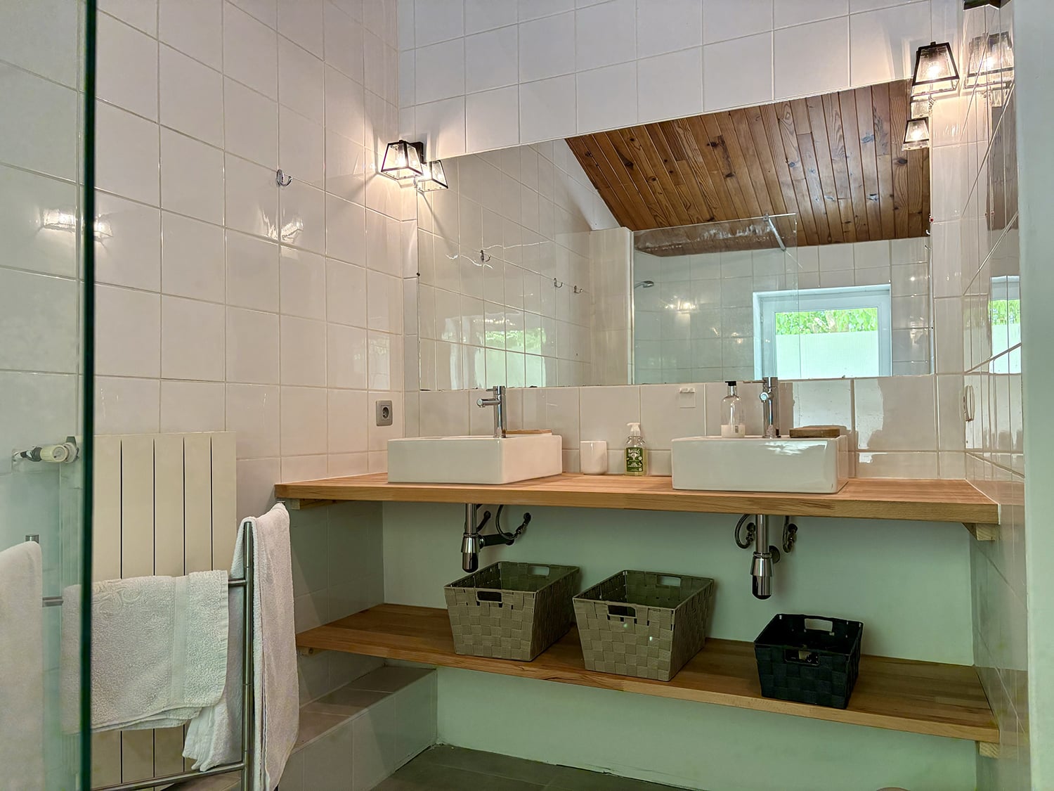 Bathroom | Rental home in Gironde