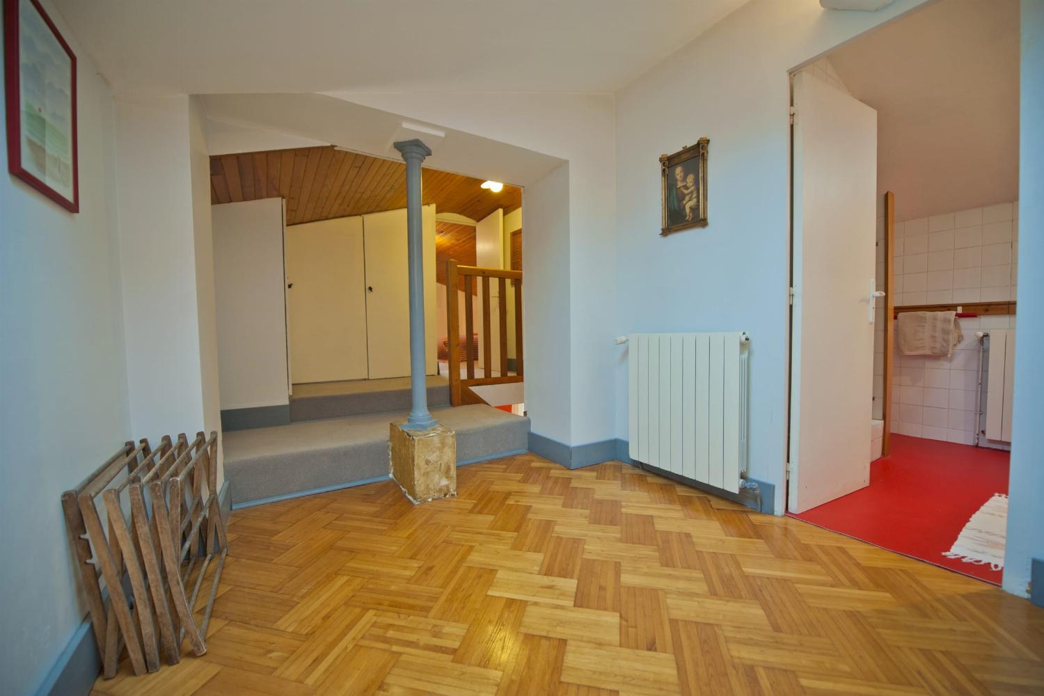 Hallway | Rental home in Gironde