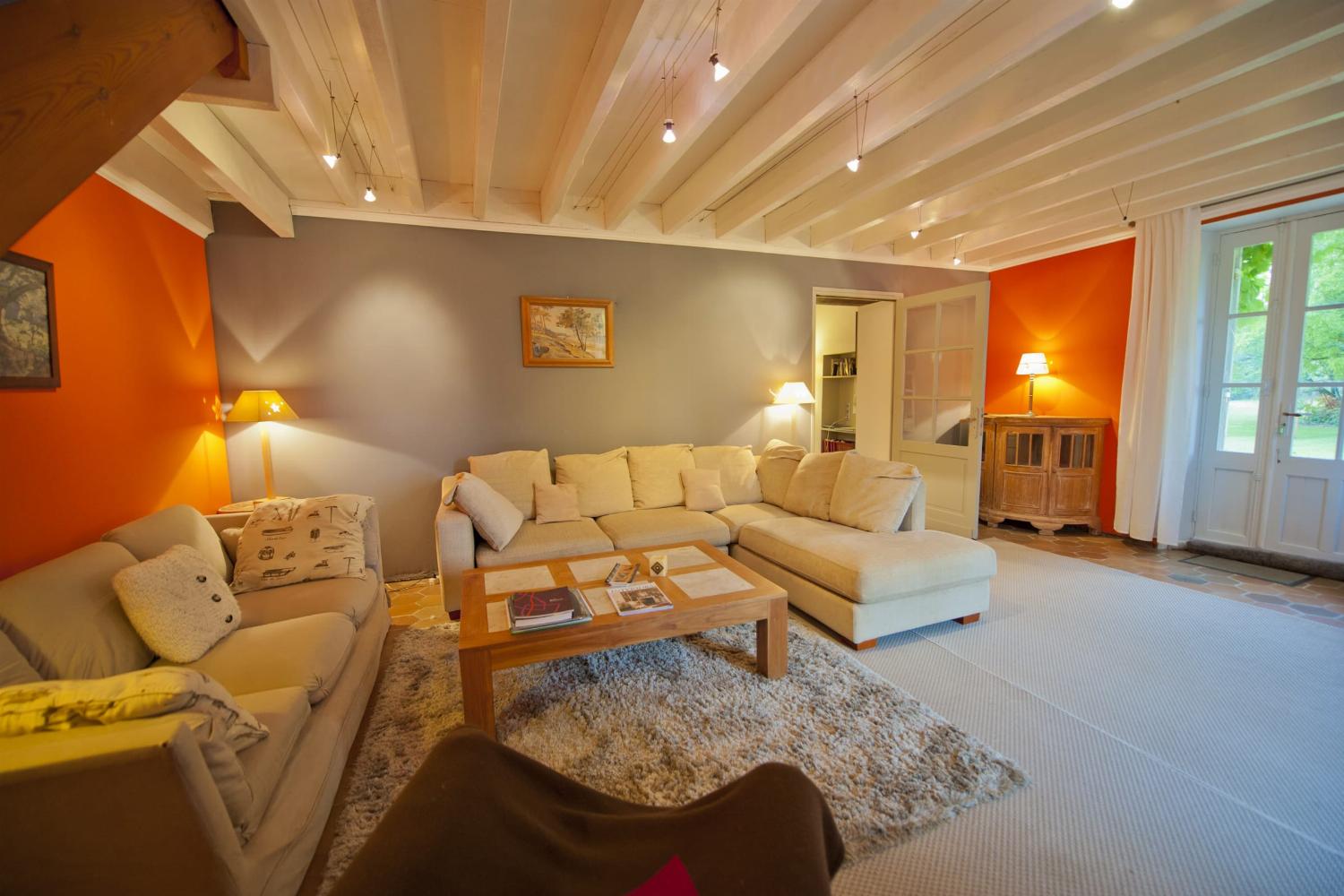 Living room | Rental home in Gironde