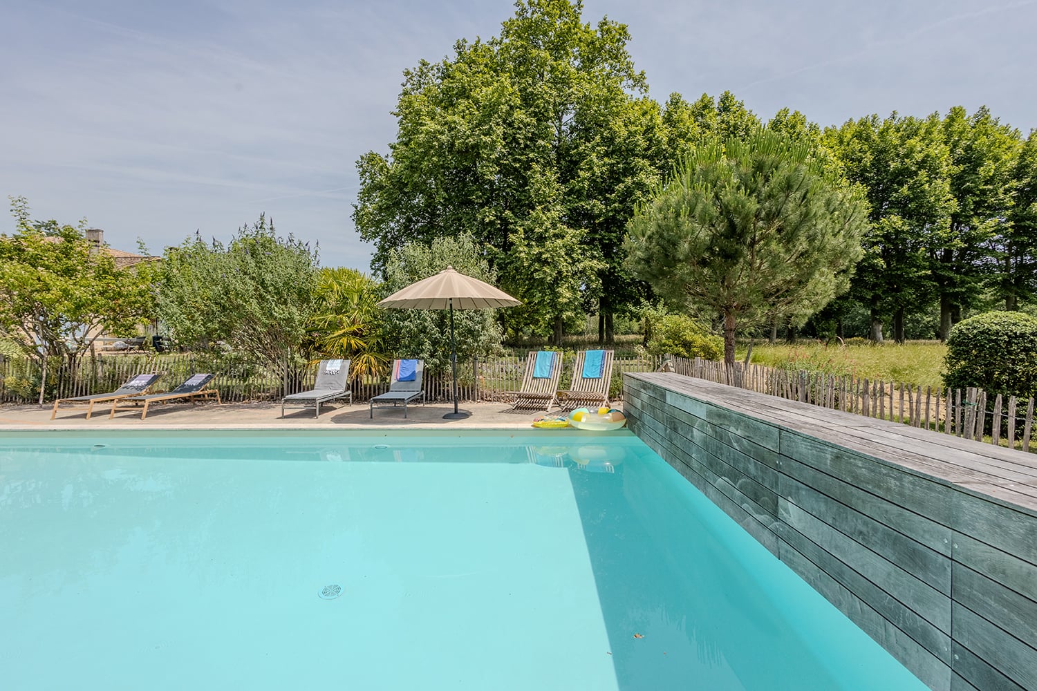 Private pool Private pool