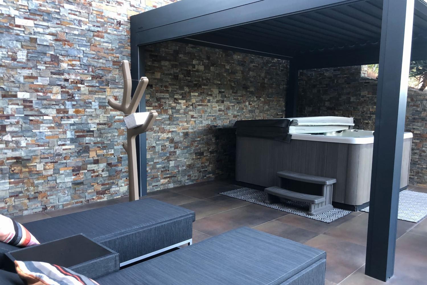 Jacuzzi