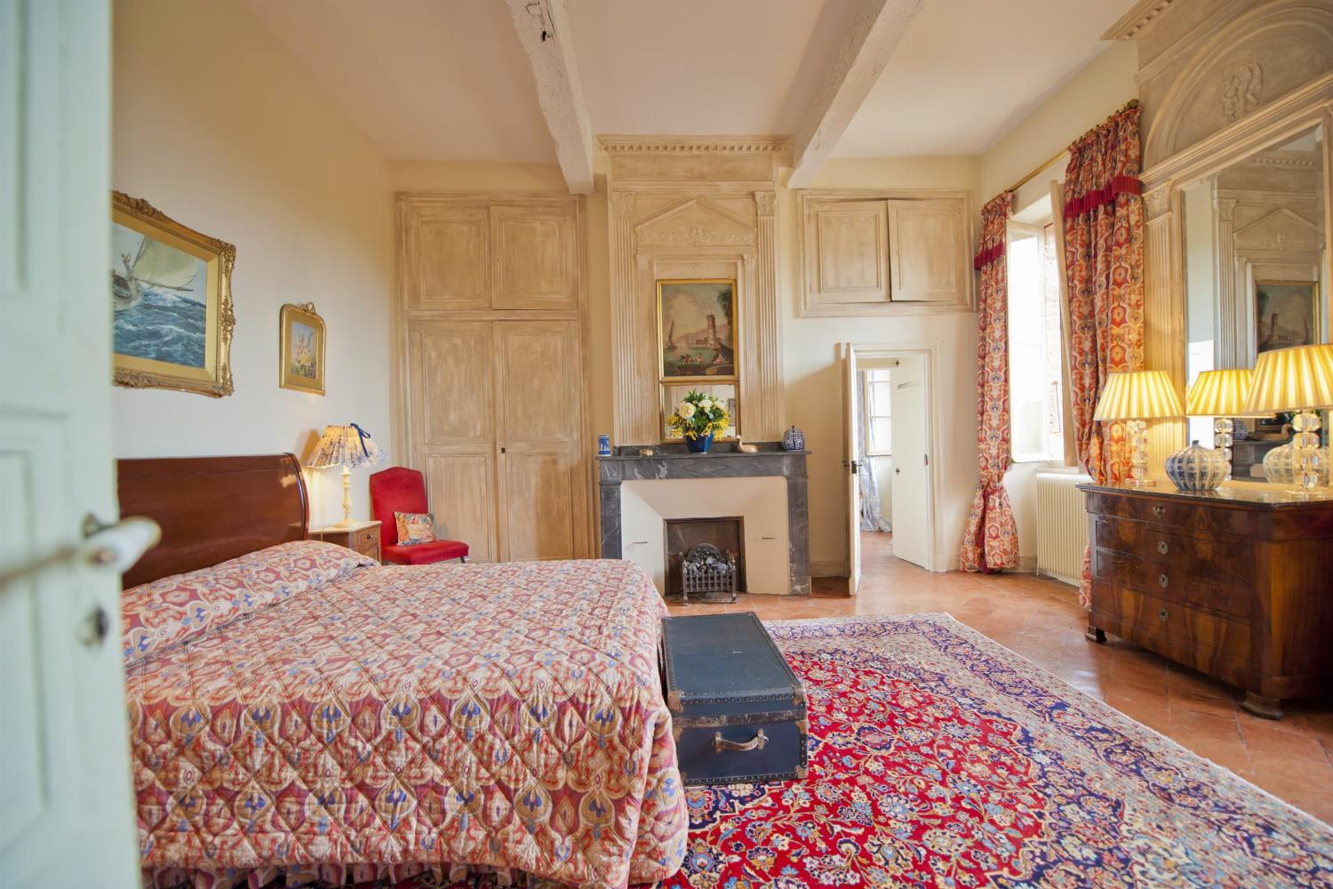 Bedroom | Holiday château in the Gers