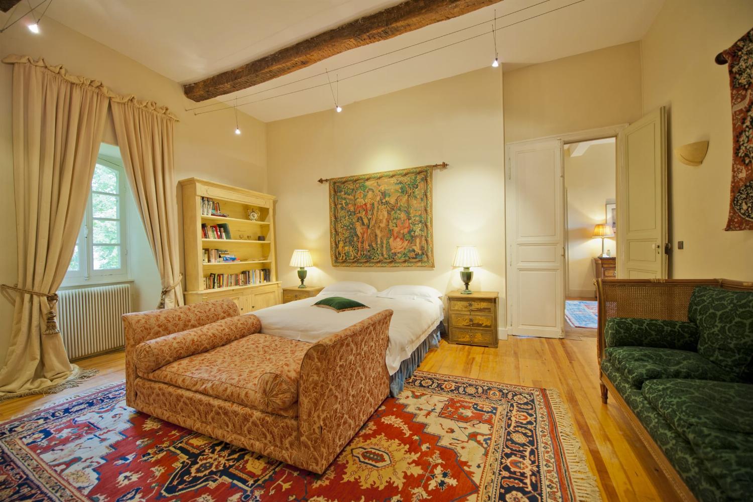 Bedroom | Holiday château in the Gers