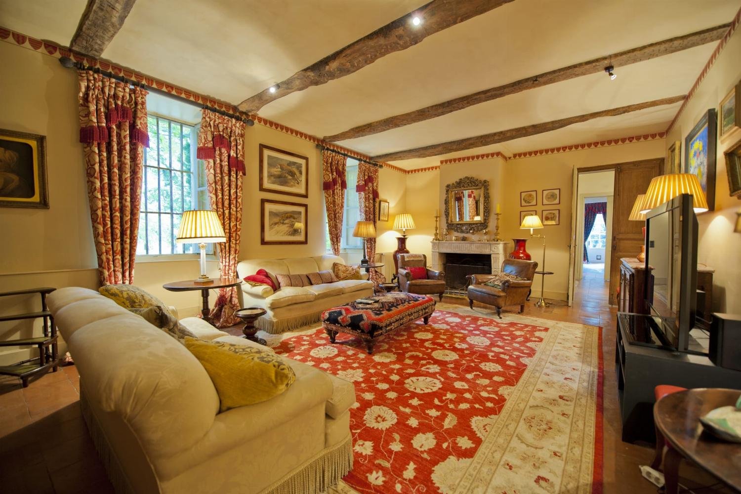 Living room | Holiday château in the Gers