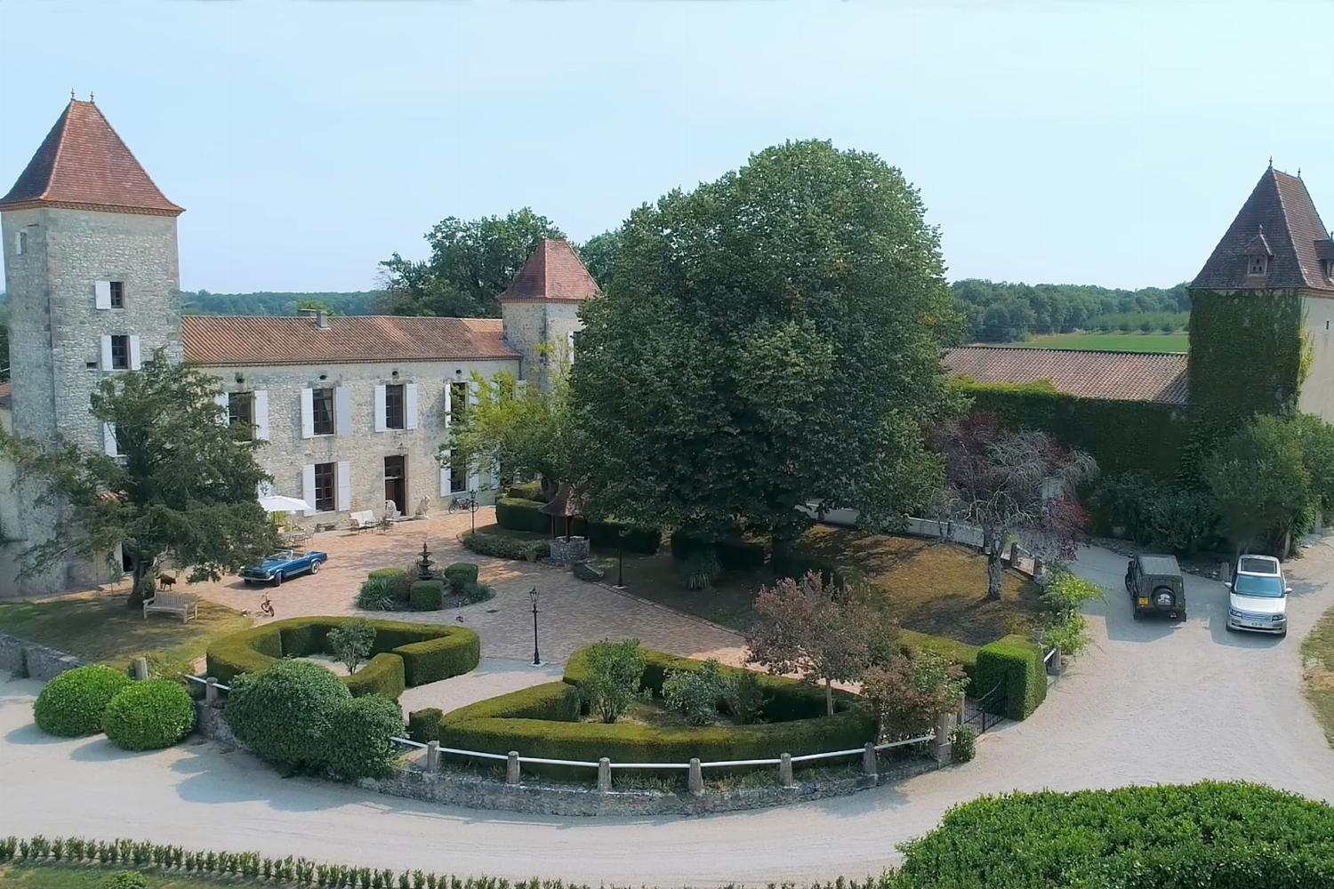 Holiday château in Dordogne