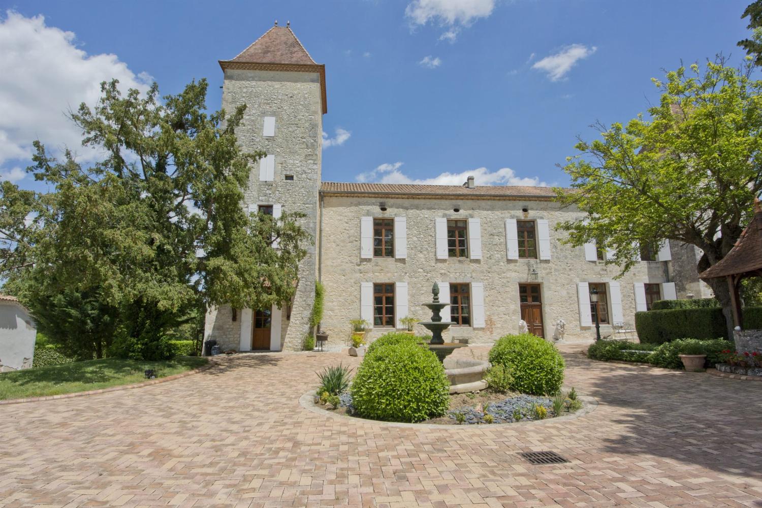 Holiday château in Dordogne