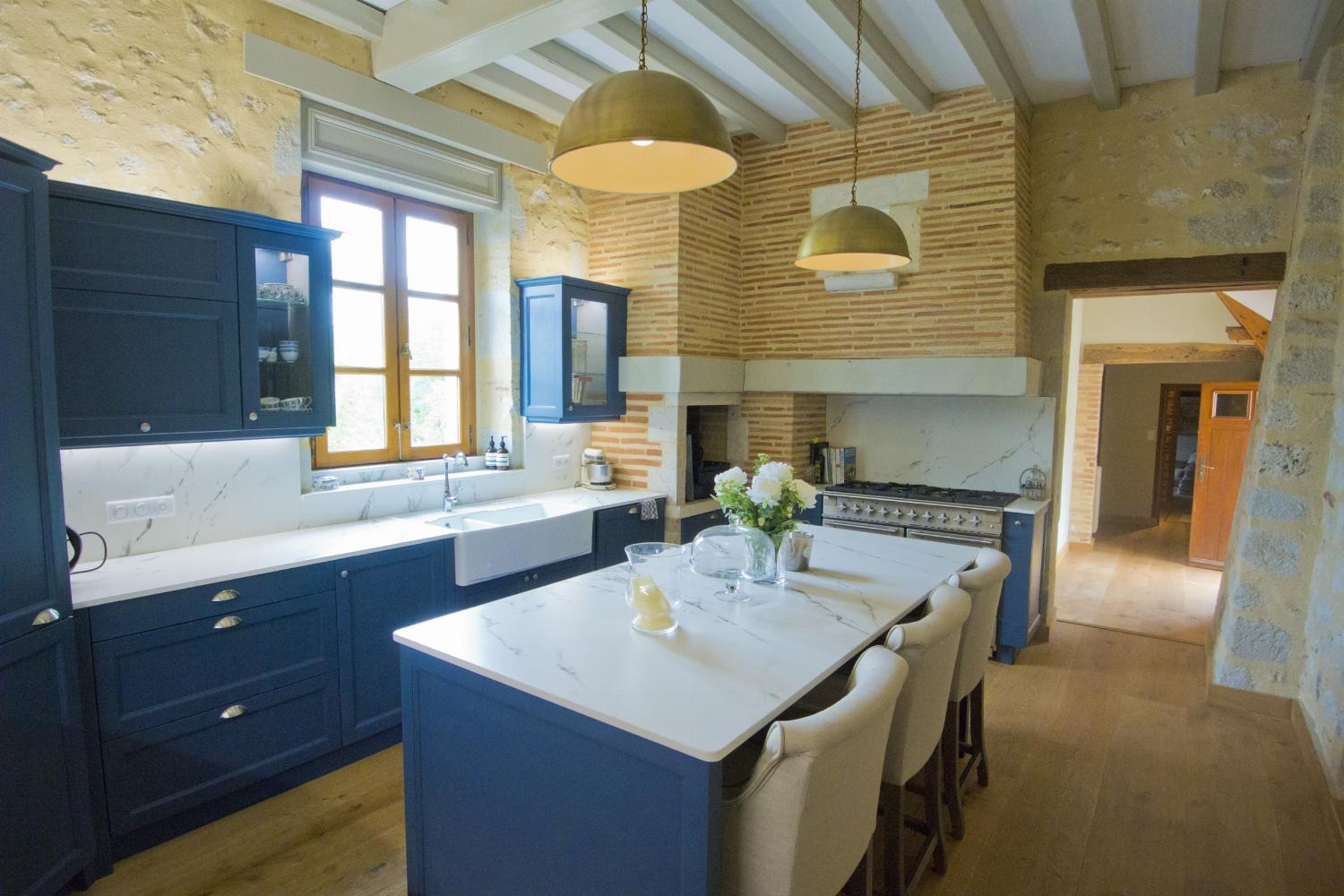 Kitchen | Holiday château in Dordogne