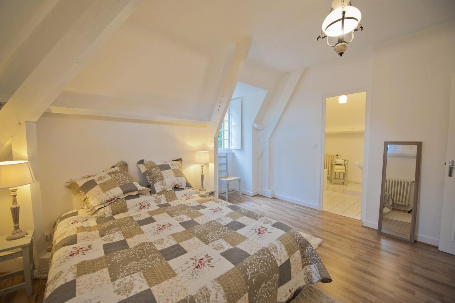 Bedroom | Rental accommodation in Dordogne