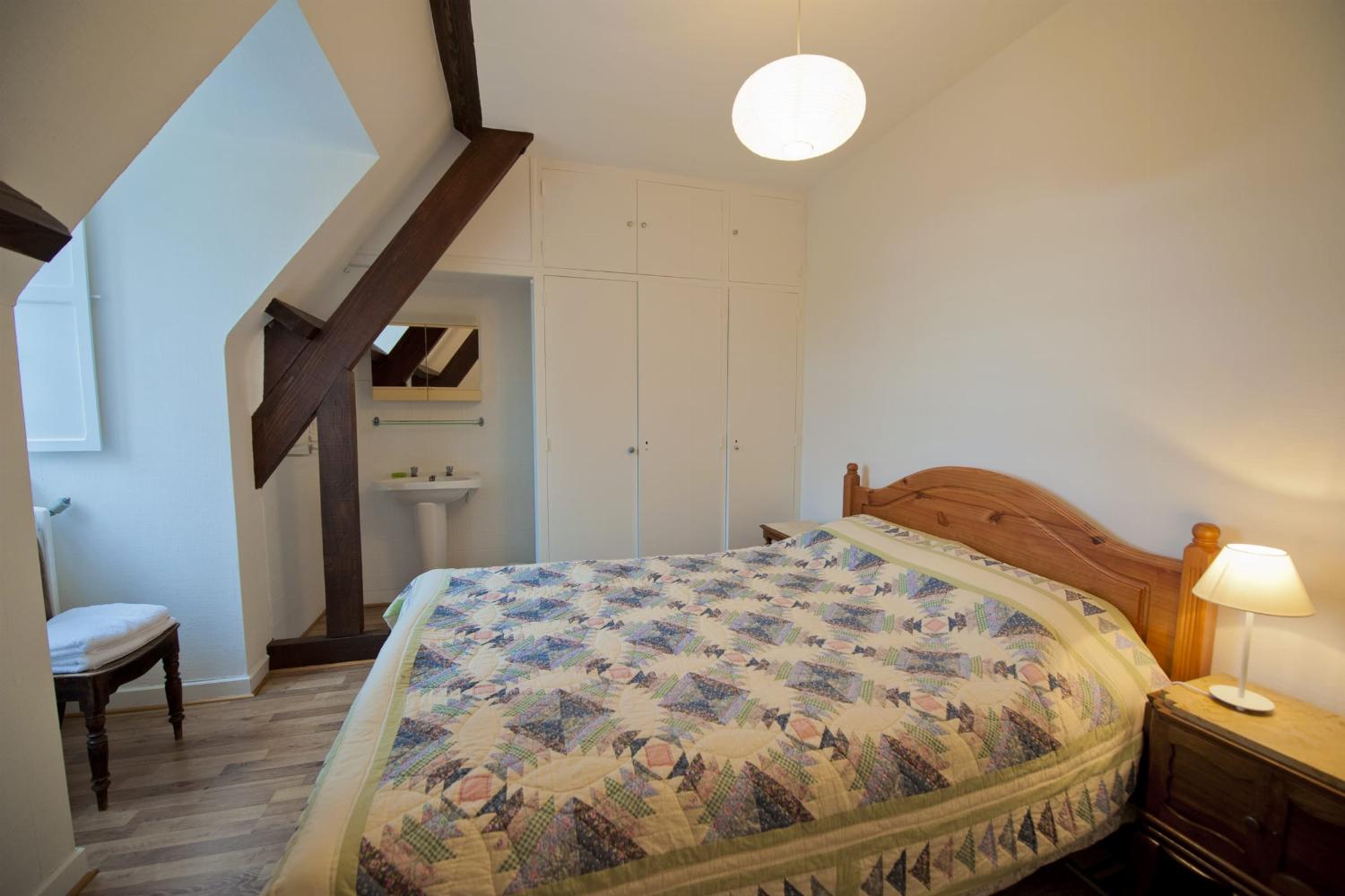 Bedroom | Rental accommodation in Dordogne