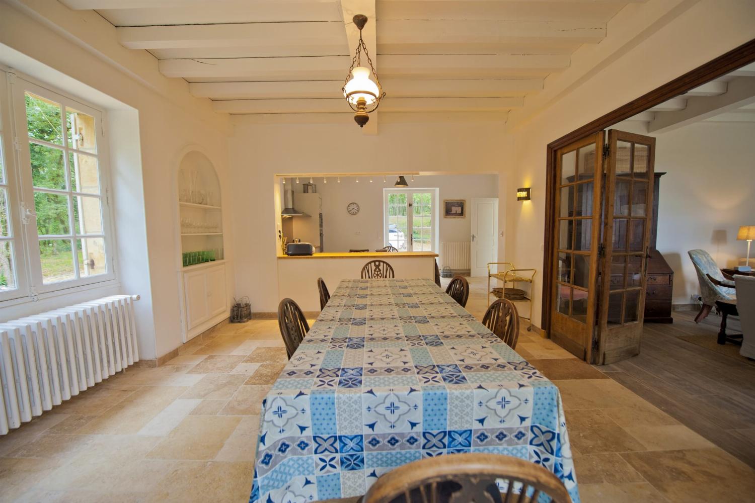 Dining room | Rental accommodation in Dordogne