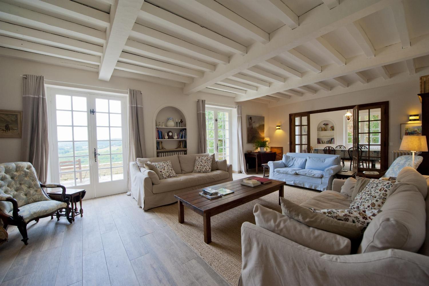 Living room | Rental accommodation in Dordogne