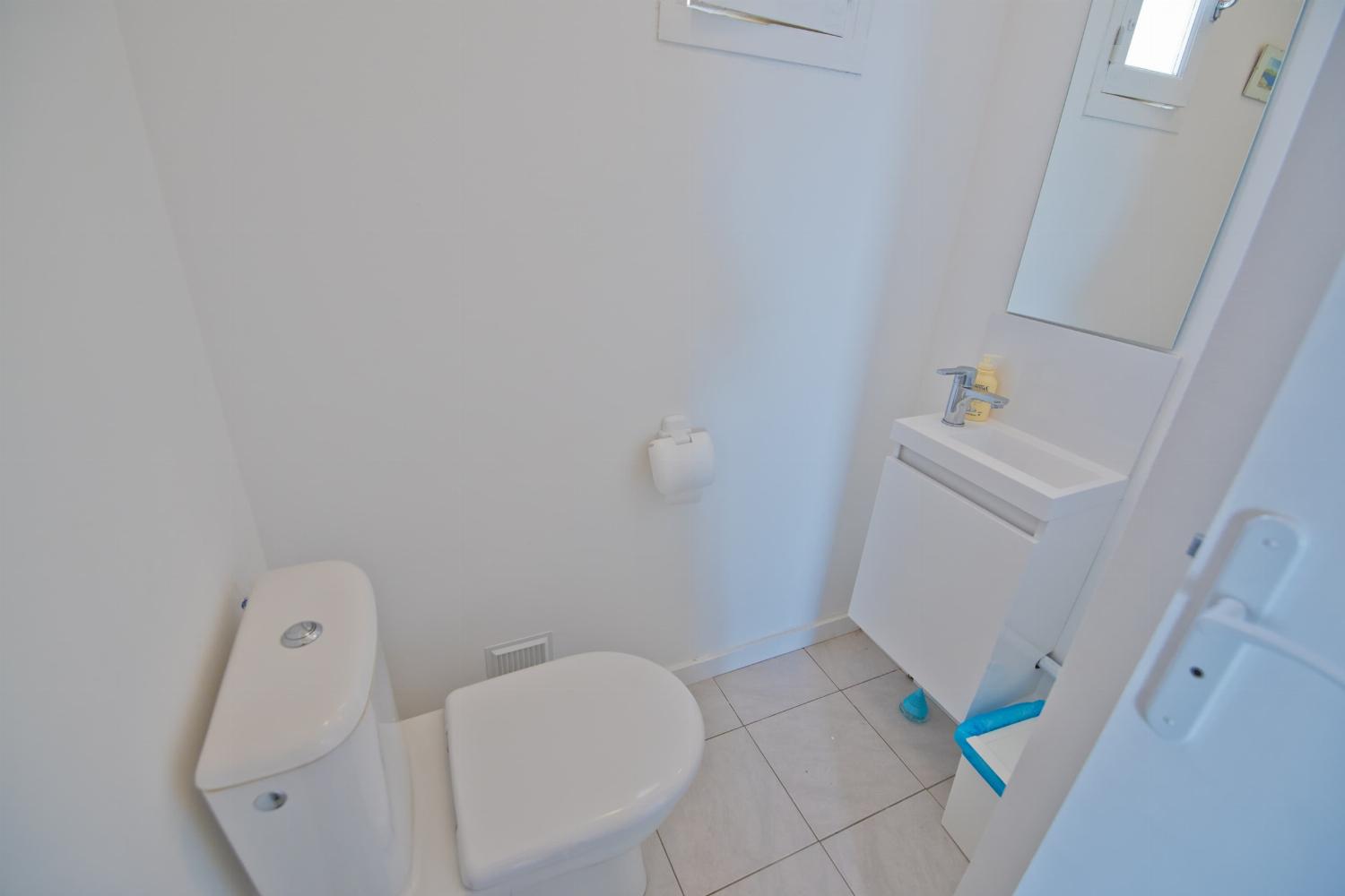 Bathroom | Rental home in South of France
