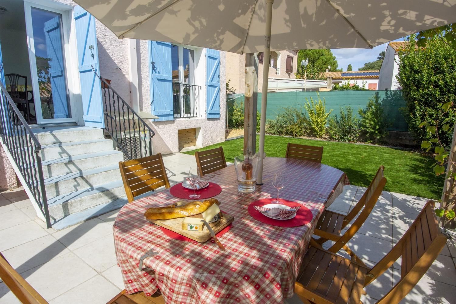 Dining terrace