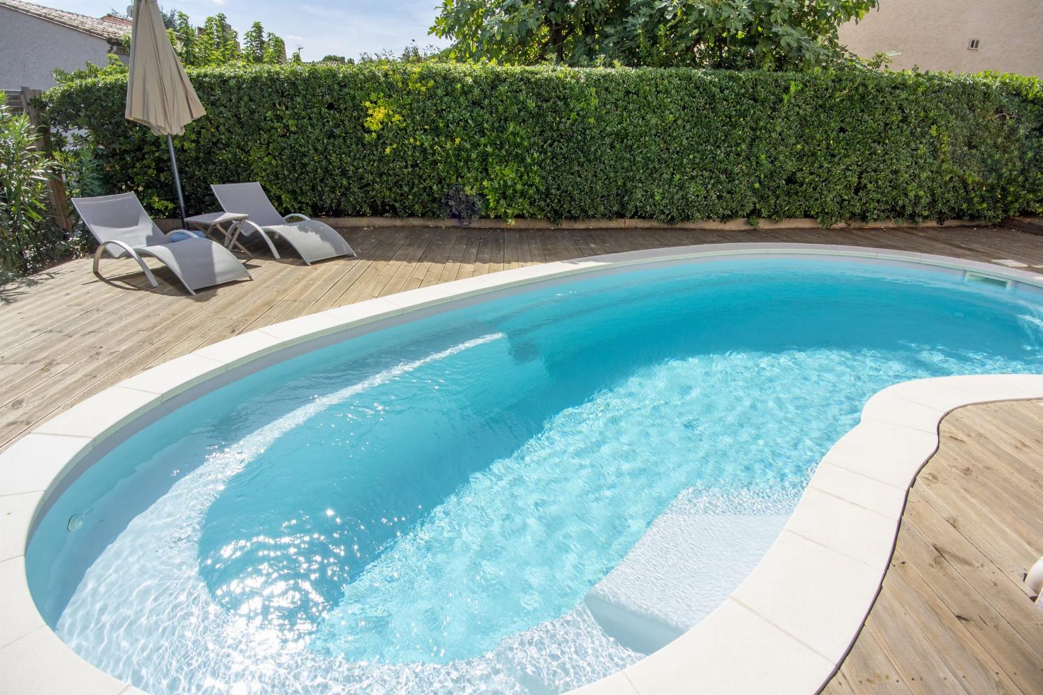 Private pool