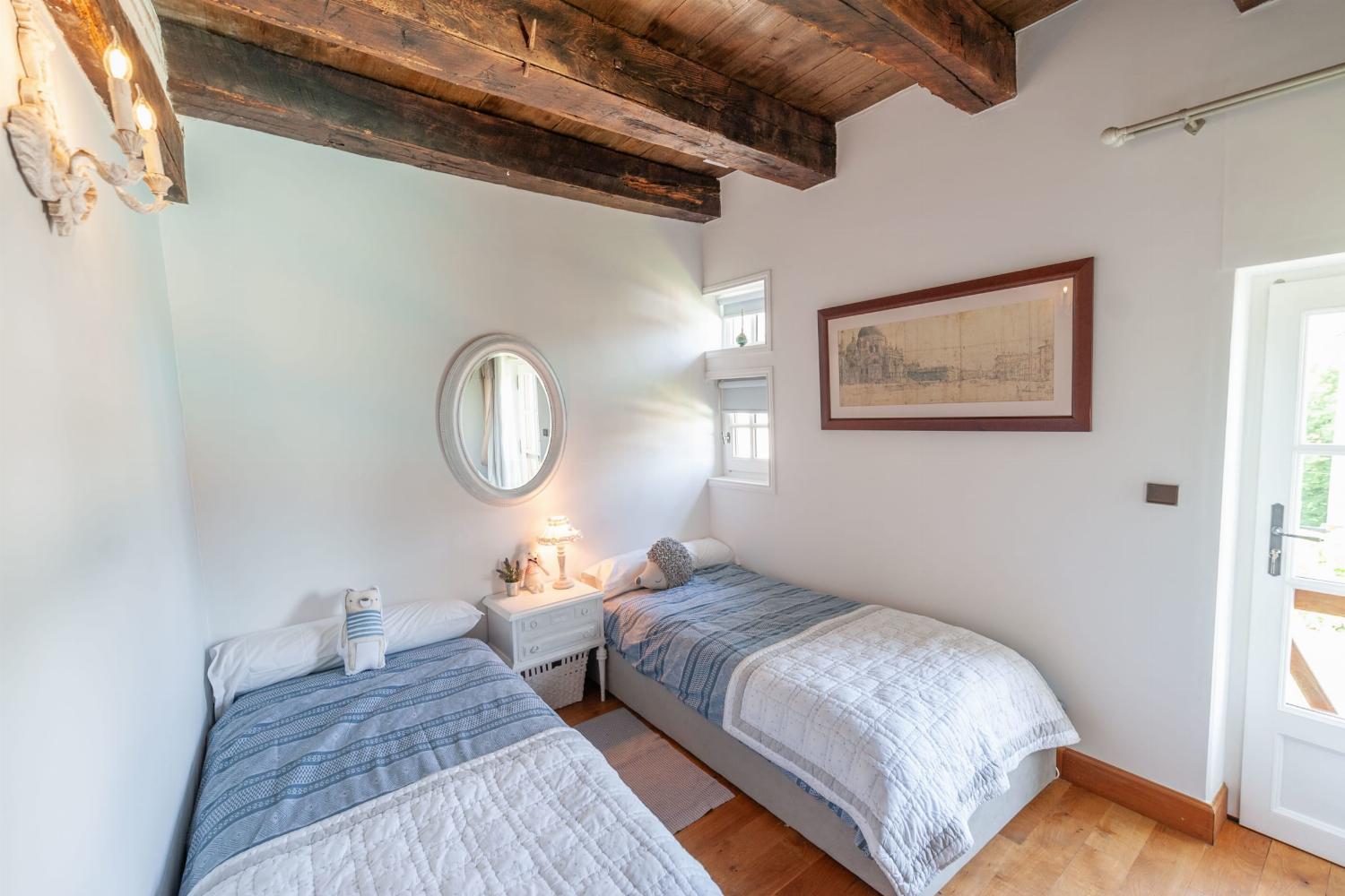 Bedroom | Rental home in Lot-et-Garonne