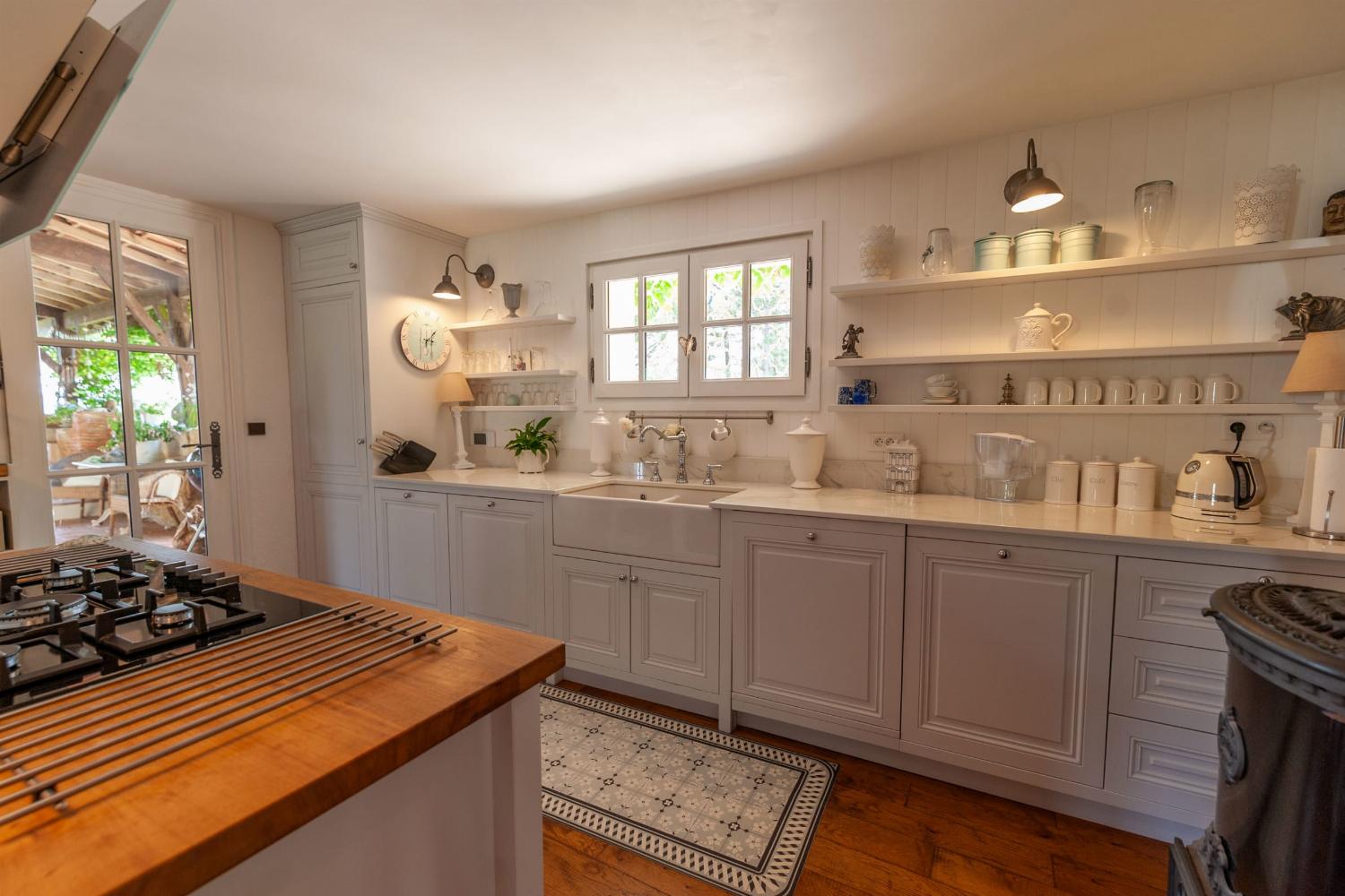 Kitchen | Rental home in Lot-et-Garonne